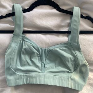 Lululemon Tara Tamer Bra - Size 4